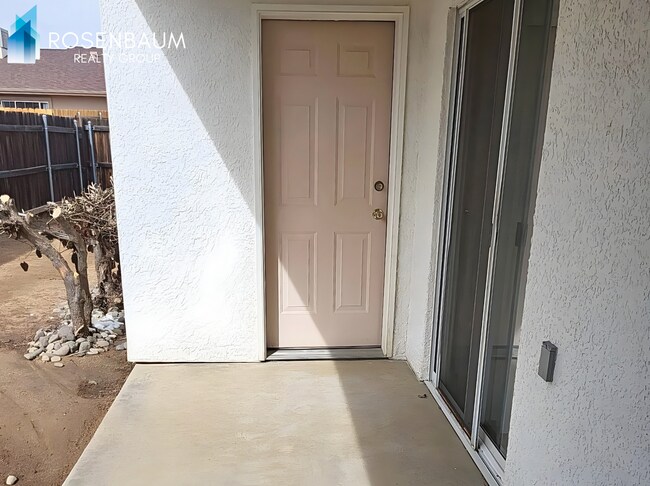 Building Photo - Charming 2-bedrooms, 2-baths home nestled in the heart of Prescott Valley!