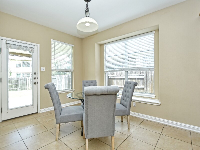 Building Photo - 3664 Rosalina Loop