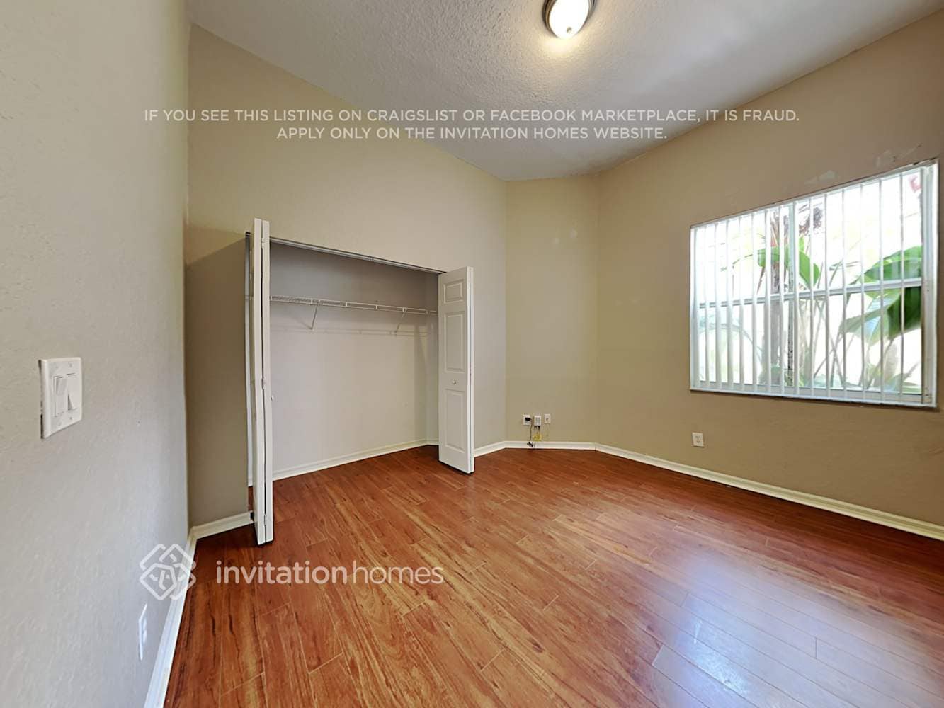 Building Photo - 5842 NW 119th Dr