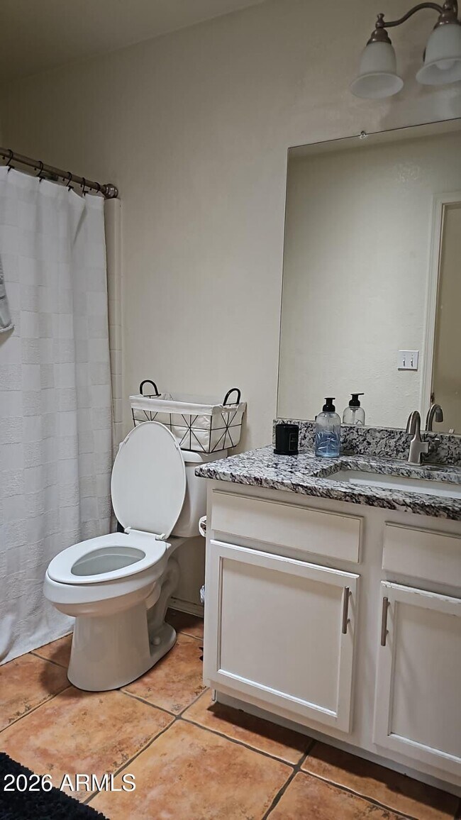 Building Photo - 2174 W Roundwood Pl