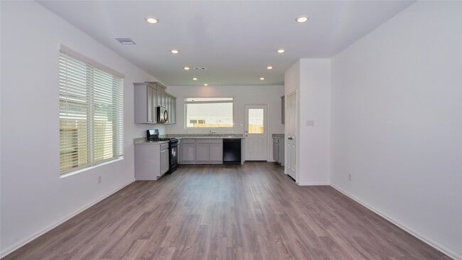 Building Photo - 22612 Malvicino Dr