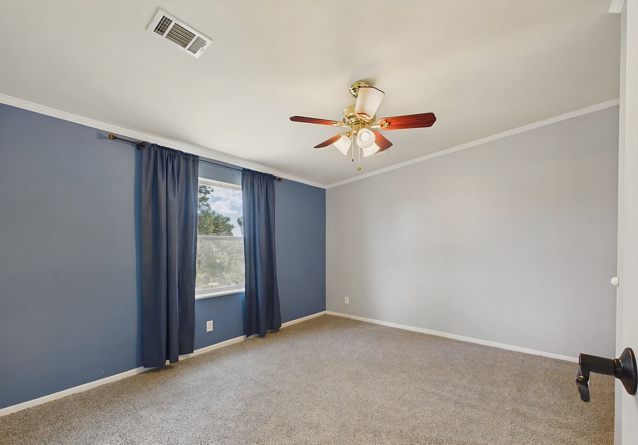 Building Photo - 111 Honeydew Ln