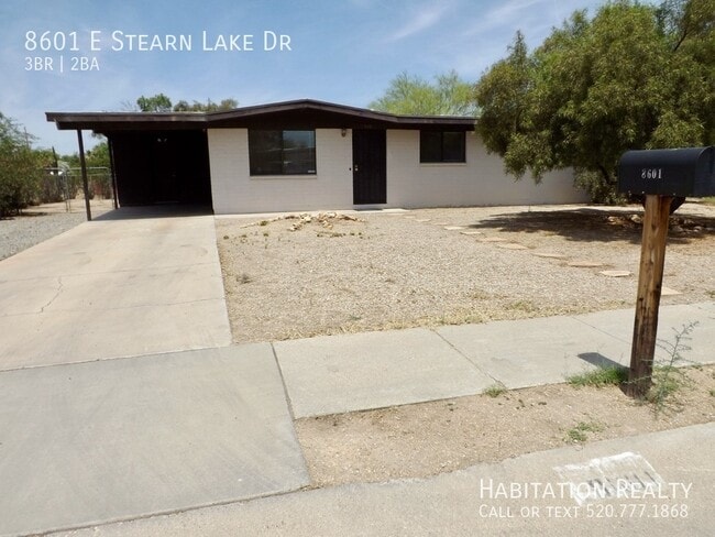 Building Photo - 8601 E Stearn Lake Dr