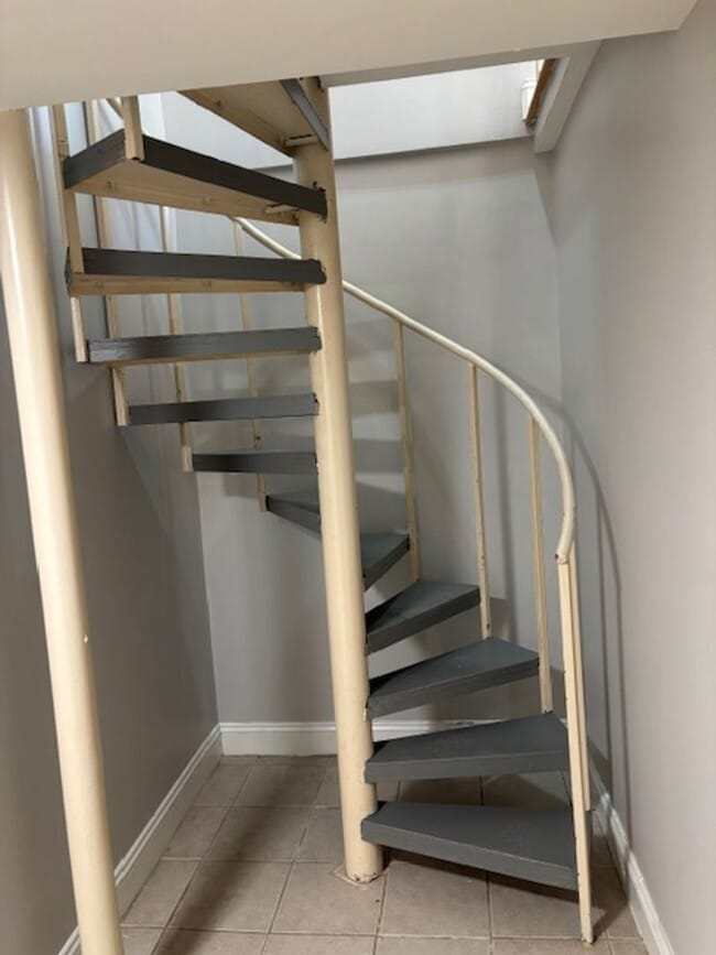 Building Photo - 2831 11th St NW