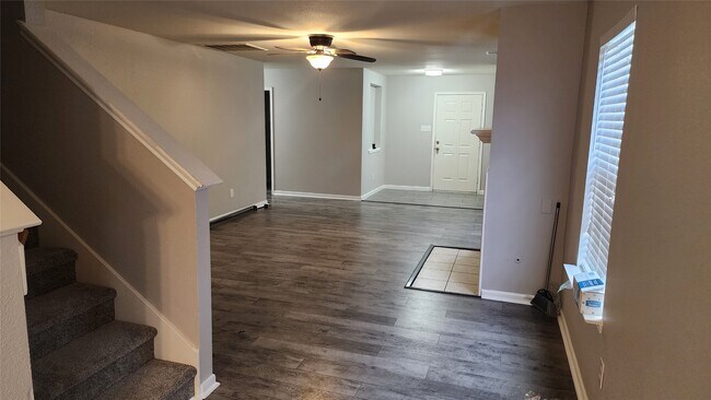 Building Photo - 22207 Greengate Dr