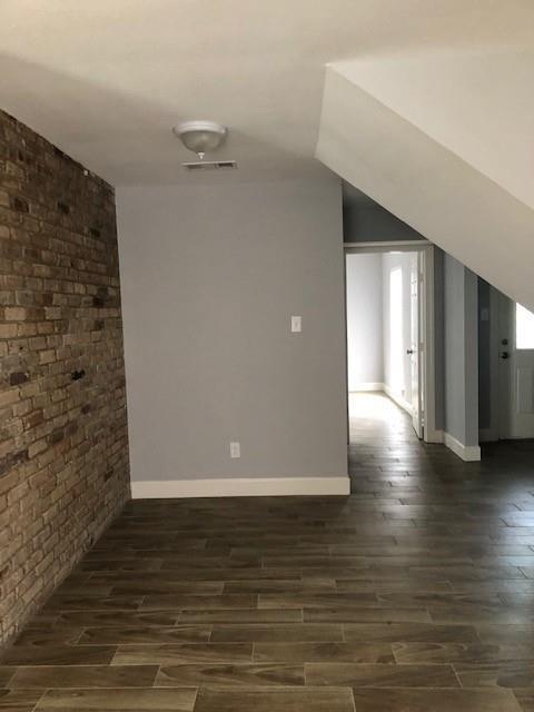 Building Photo - 106 Kirby Cir
