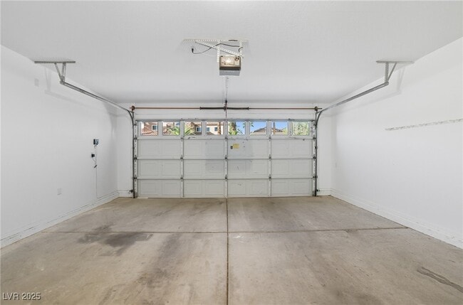 Building Photo - 2736 Crystal Beach Dr