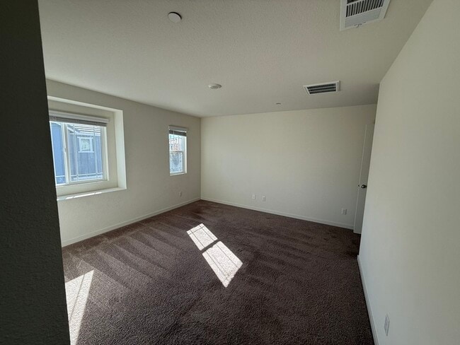 Building Photo - 4364 White Ash Ln