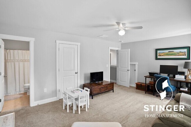 Building Photo - 29 White Heron Dr
