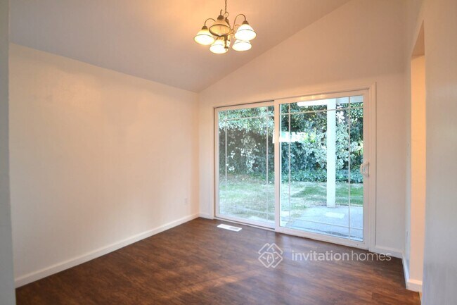 Building Photo - 7704 Guenivere Way