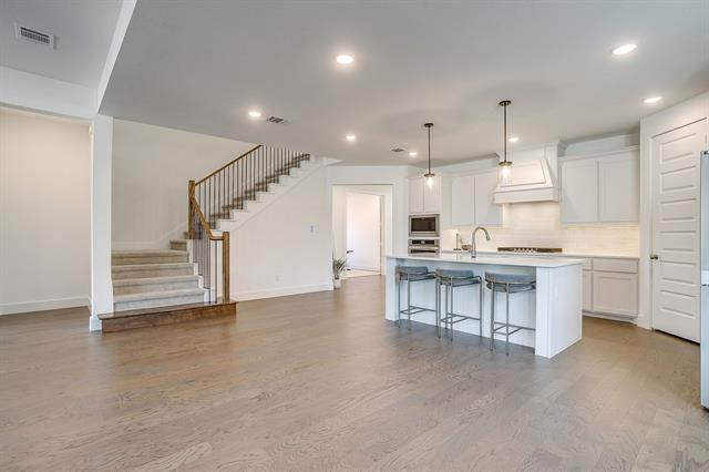 Building Photo - 9205 Cooper Ct