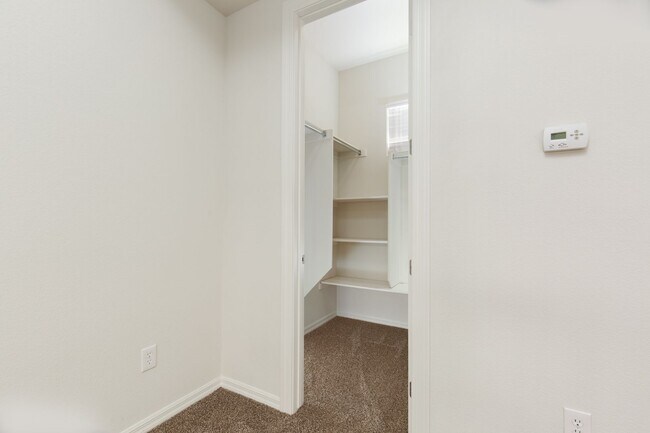 Building Photo - Beautiful Home With Casita in Sun City Anthem