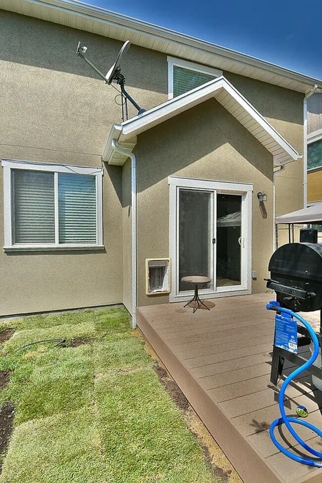 Building Photo - BEAUIFUL HOME!!!