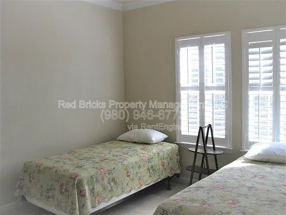 Building Photo - 13844 Cypress Woods Dr