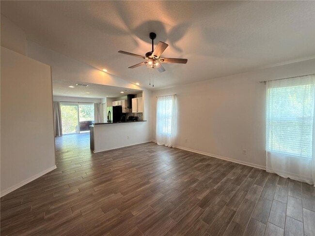 Building Photo - 5806 Oak Mill Terrace