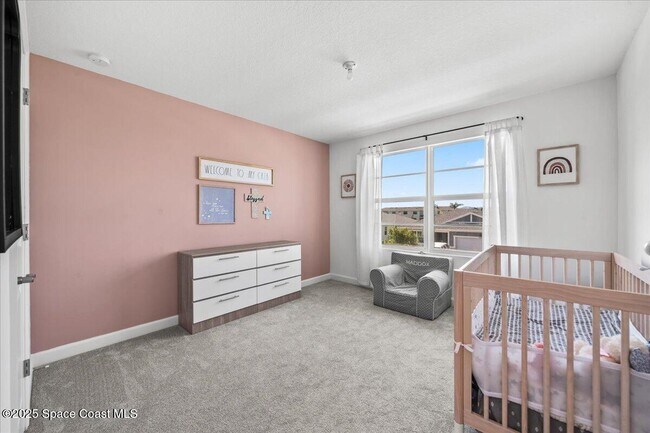 Building Photo - 14119 SW Safi Ter