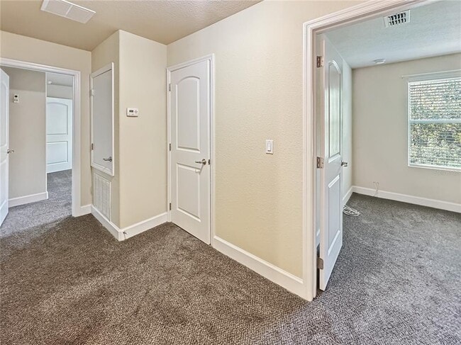 Building Photo - 2864 Eastham Ln