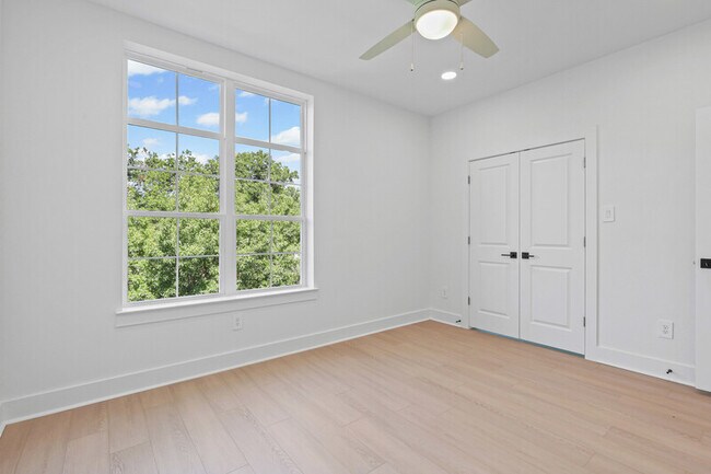 Building Photo - 3131 Greene Ave