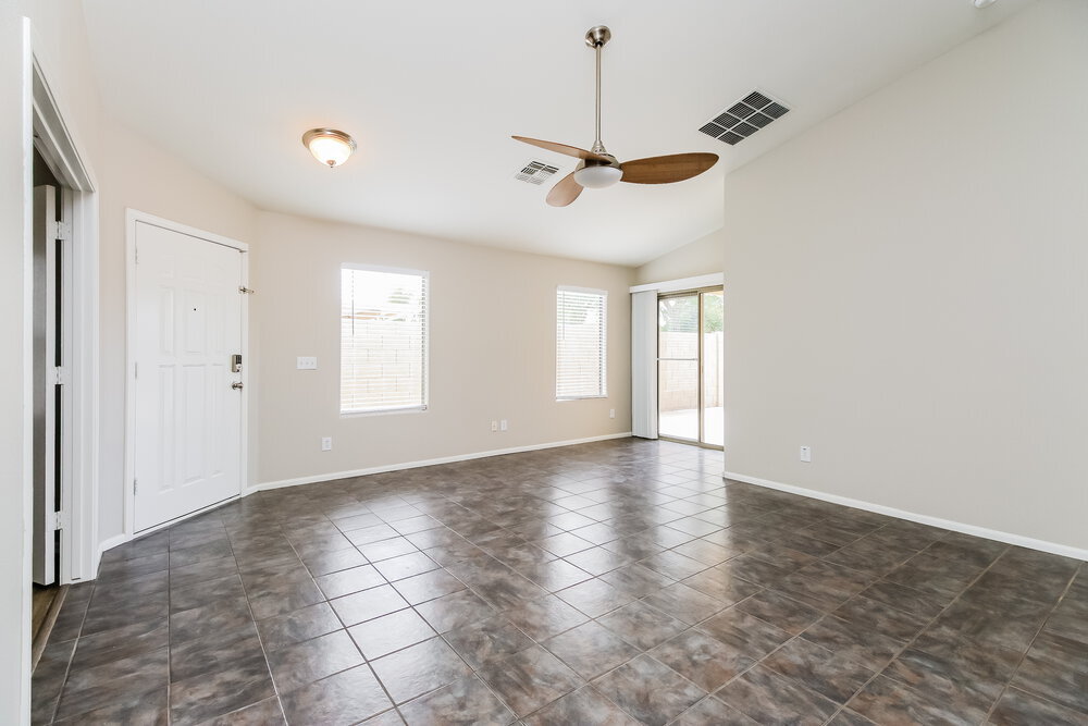 Building Photo - 41661 W Sunland Dr