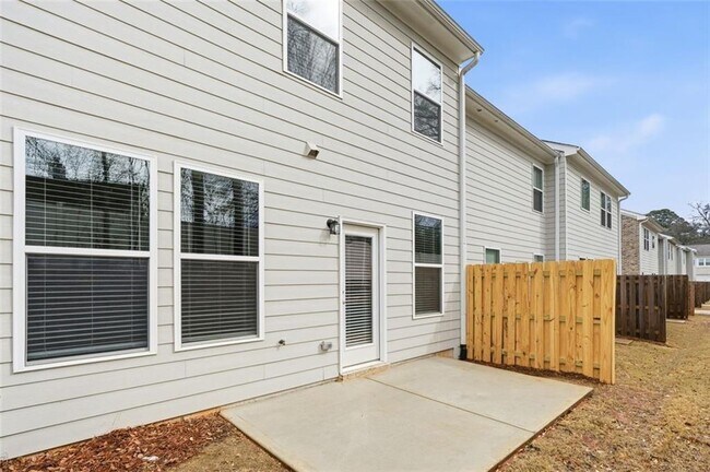 Building Photo - 208 Filer Dr