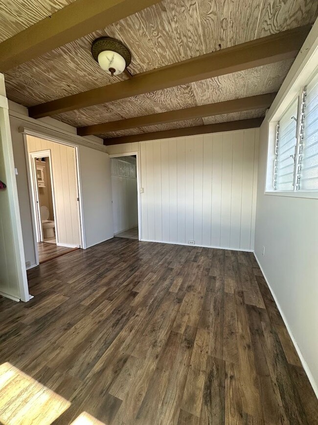 Building Photo - Pacific Palisades BIG SPACIOUS 5 bed, 2.5 ...