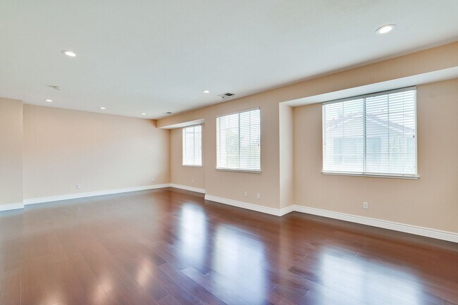 Building Photo - Luxury 5BR North San Jose Home | 2,680 Sq. Ft. | Minutes to BART, Levi's Stadium & Silicon Valley...