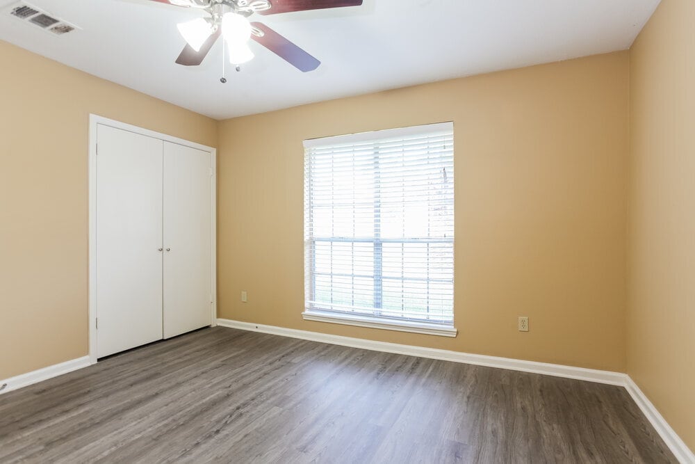 Building Photo - 12526 Zavalla St