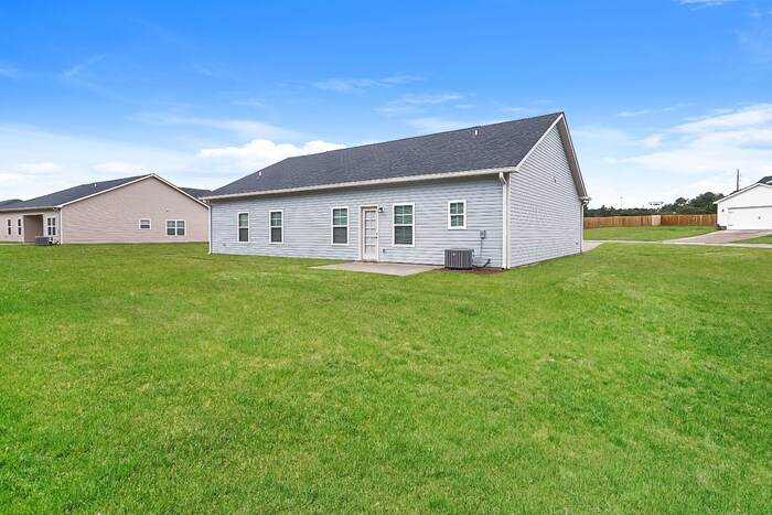 Building Photo - 1232 Oak Ln