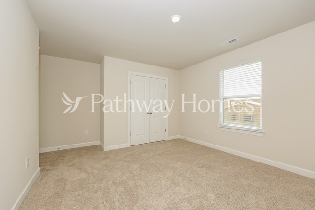 Building Photo - 3510 Quintana Dr