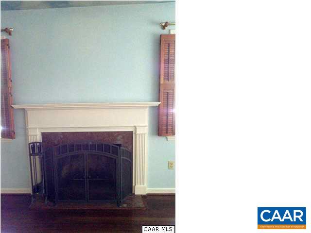 Building Photo - 1725 Yorktown Dr