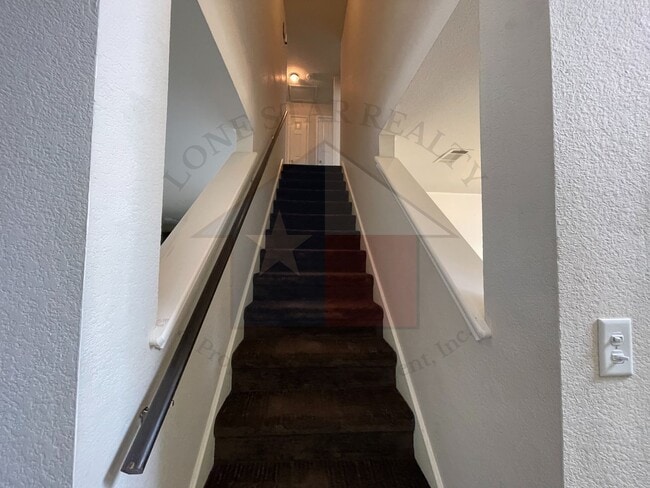 Building Photo - 4-Bedroom House for Rent in Killeen