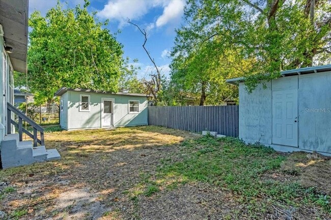 Building Photo - 3101 N 15th St