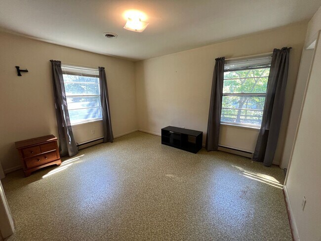Building Photo - 43 Merganser Ct