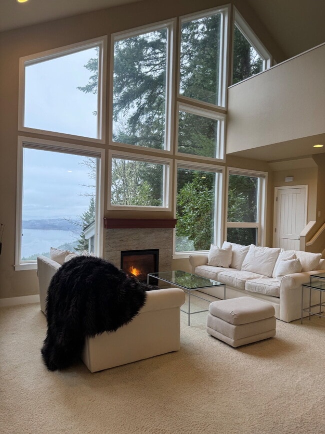 Building Photo - Private Orcas Island home with scenic views and tranquil outdoor space