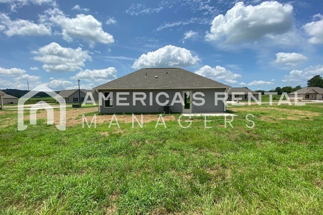Building Photo - Home for Rent in Talladega, AL!!! COMING SOON!