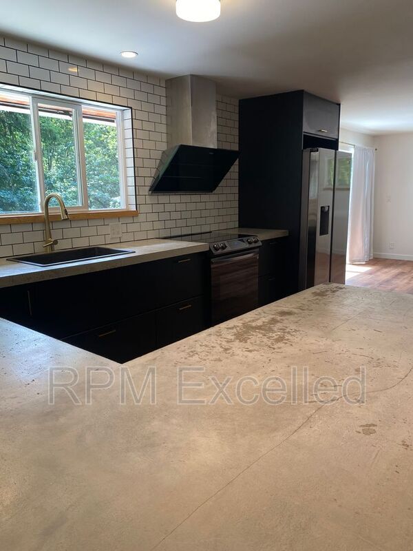 Building Photo - 3215 S 259th Pl