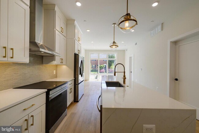 Building Photo - 4347 Harrison St NW