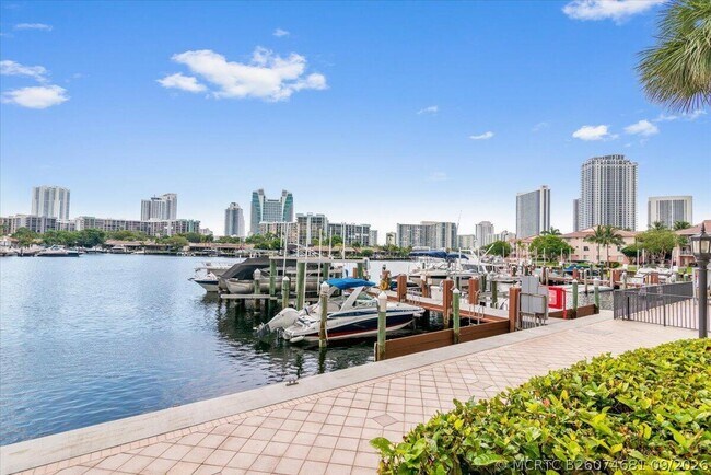 Building Photo - 300 Three Islands Boulevard
