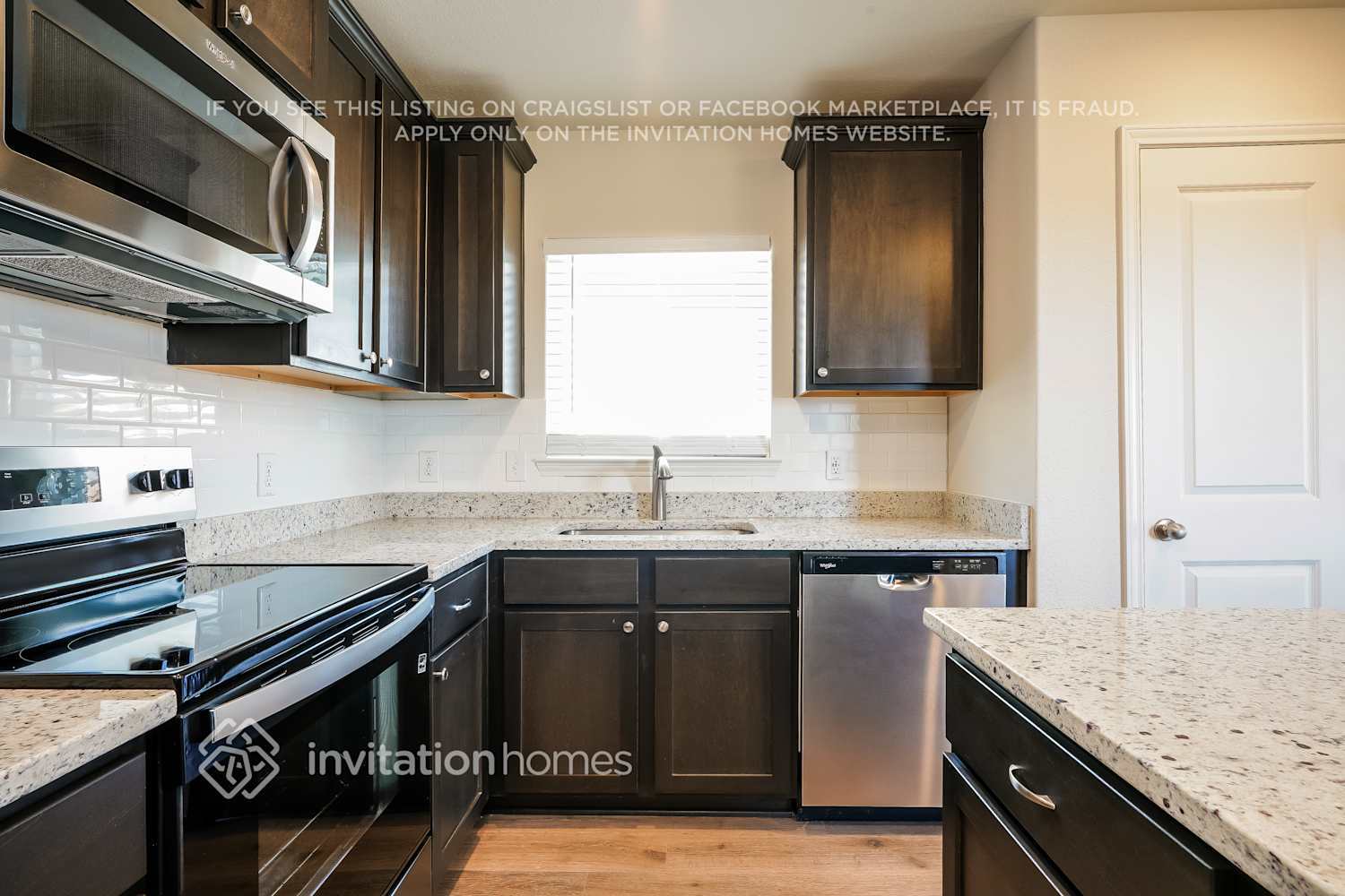 Building Photo - 10024 Pilot Pl