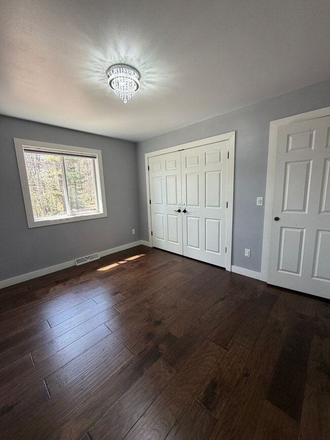Building Photo - Click the “Apply Now” button or email wapmrentals@gmail.com for a prompt response.