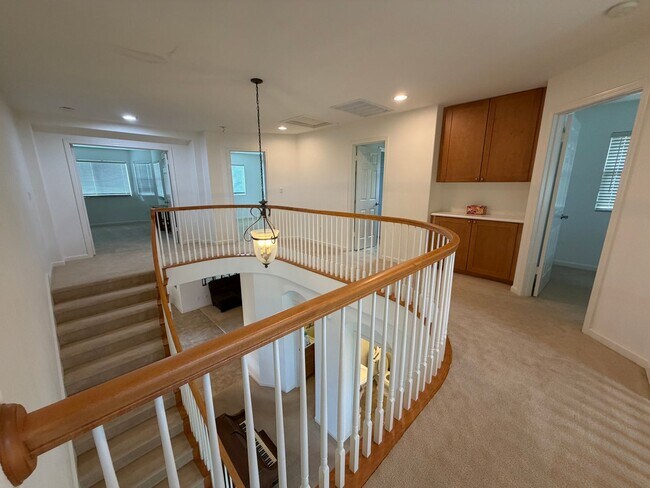 Building Photo - Spacious 4-Bedroom Ewa Beach Home with Den...