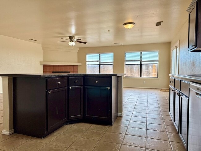 Building Photo - 3941 Esmond Dr