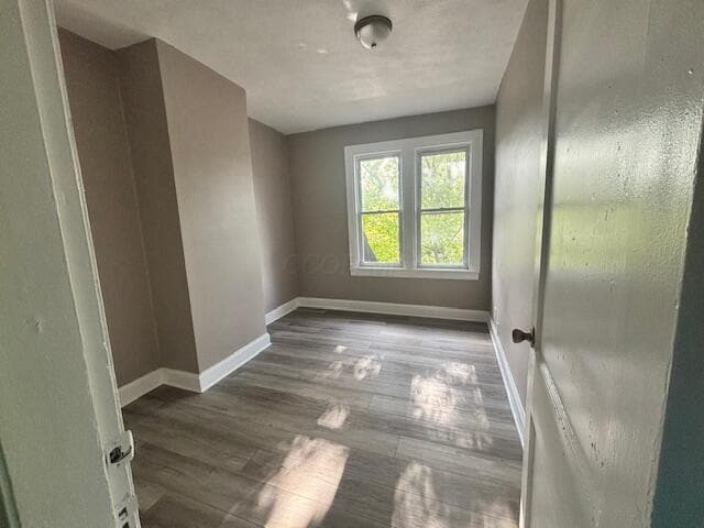 Building Photo - 827 Fairwood Ave