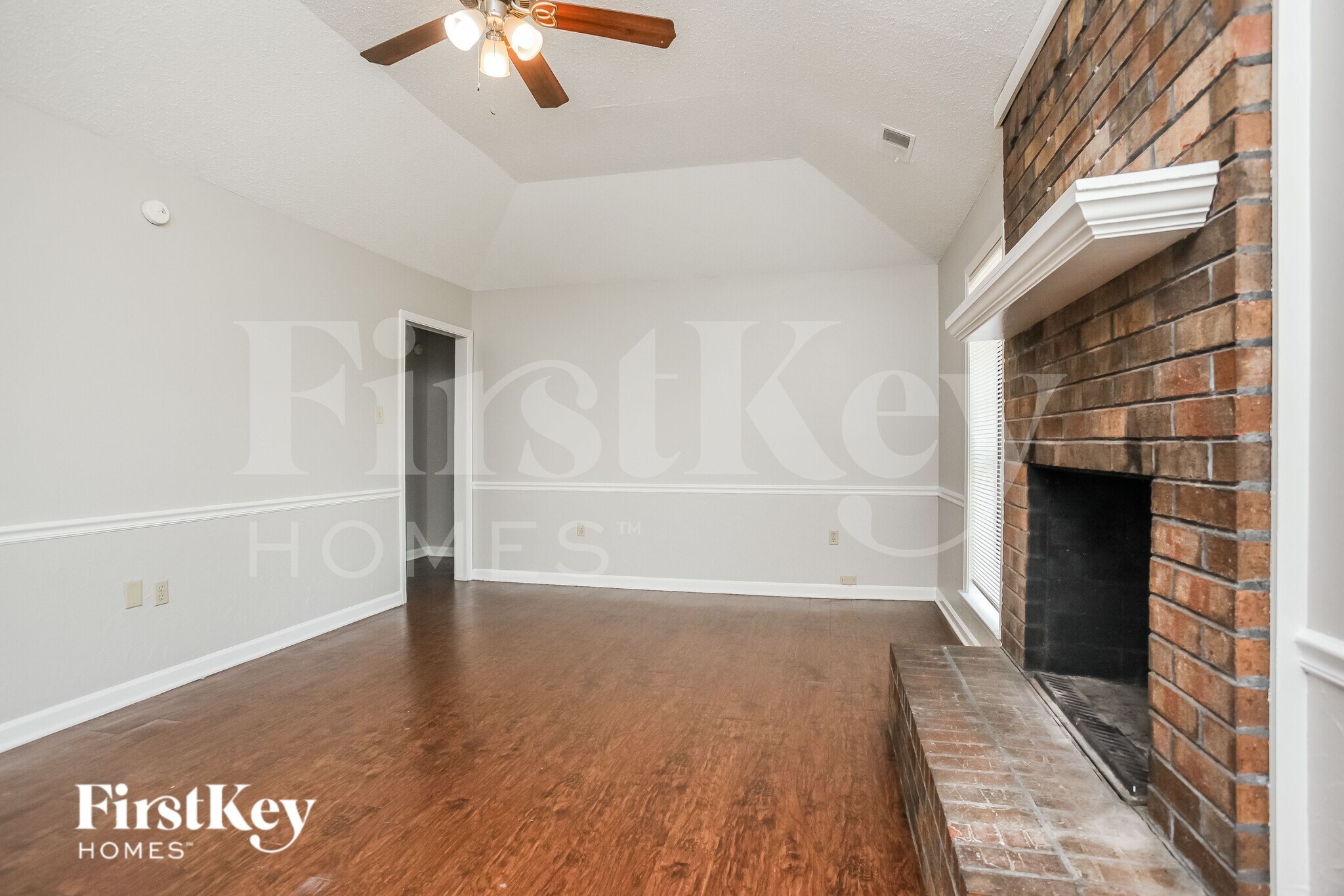 Building Photo - 4834 Walden Glen St