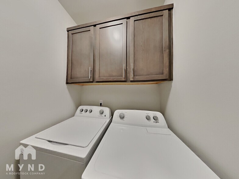 Building Photo - 1217 NW Benton St