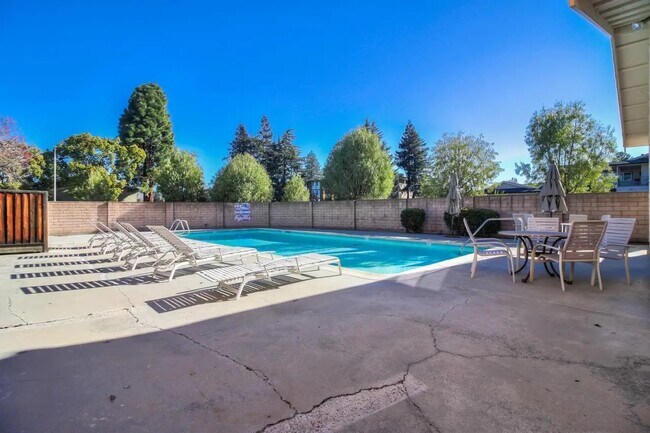 Building Photo - 1391 Gazdar Ct