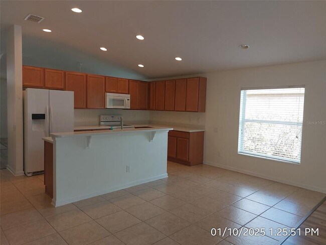 Building Photo - 10715 55th Ct E