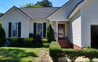 Building Photo - Single-family 3bd/2ba