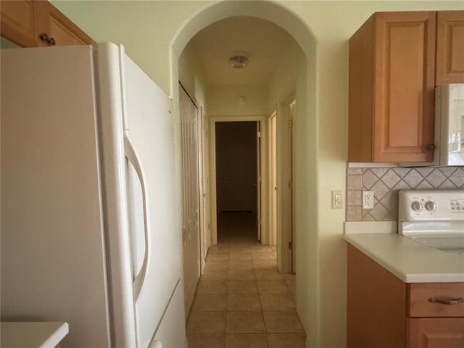 Building Photo - 1063 Topelis Dr