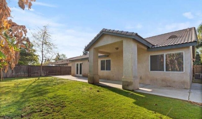 Building Photo - Beautiful House for Rent NW Bakersfield - Coming Soon!